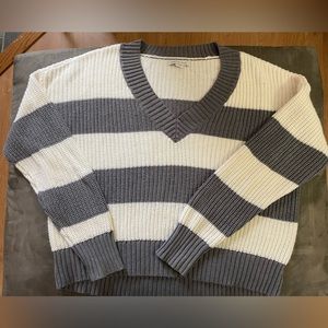 American Eagle Shaker Knit Sweater